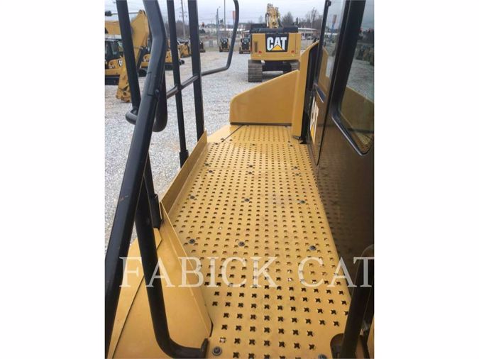 2018 CATERPILLAR 745