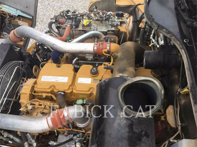 2018 CATERPILLAR 745