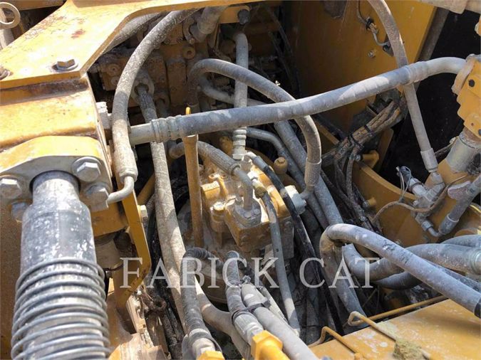 2015 CATERPILLAR 323F