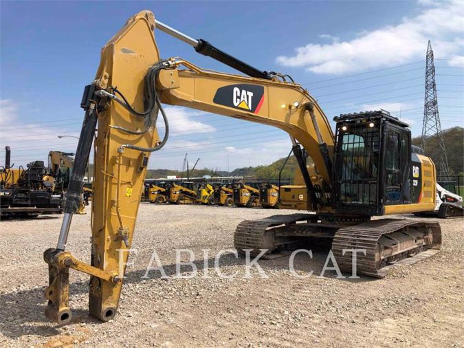 2015 CATERPILLAR 323F