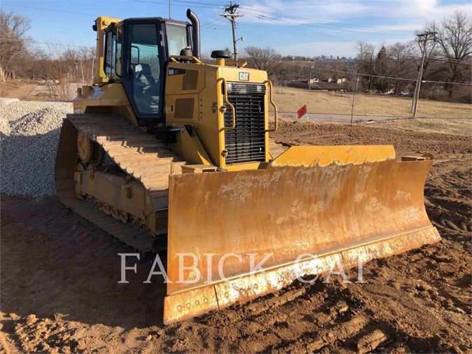 2017 CATERPILLAR D6N