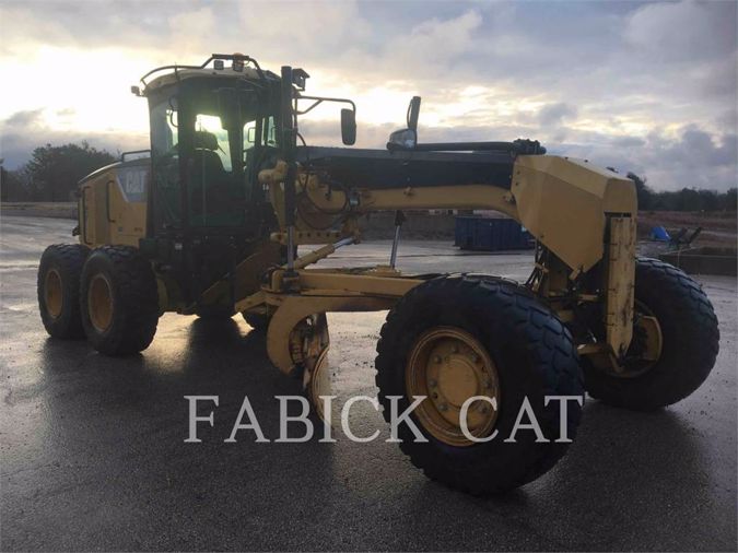 2011 CATERPILLAR 120M