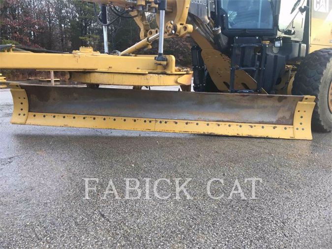 2011 CATERPILLAR 120M