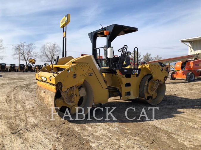 2013 CATERPILLAR CB64