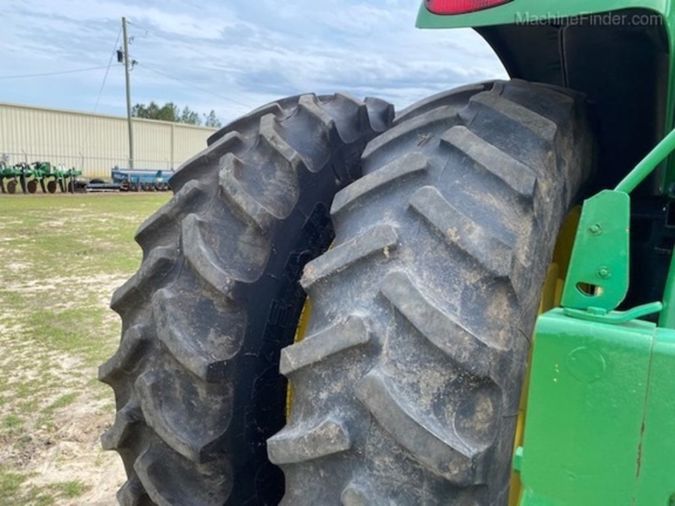 2015 JOHN DEERE 8270R