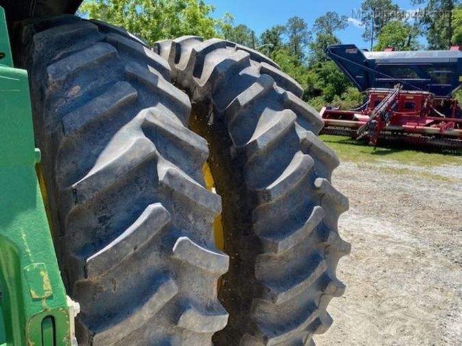 2016 JOHN DEERE 8245R