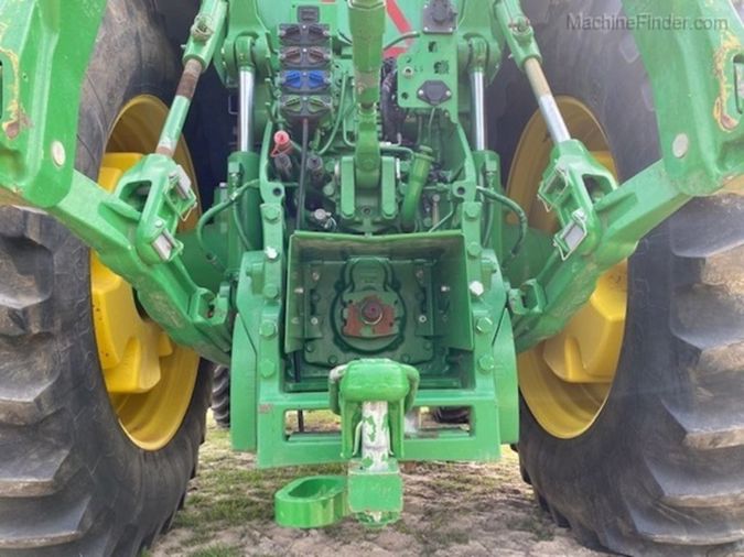 2015 JOHN DEERE 8270R