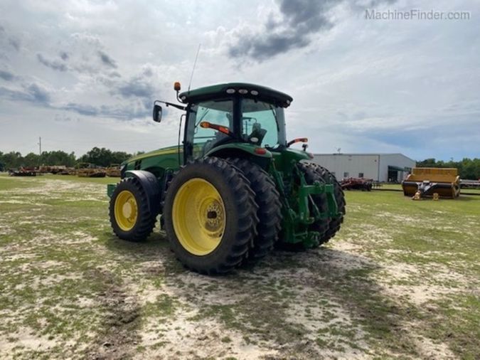 2015 JOHN DEERE 8270R