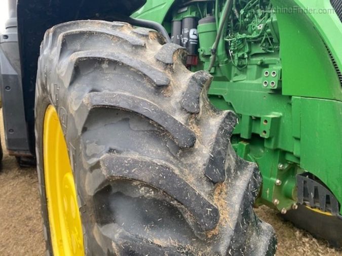 2015 JOHN DEERE 8270R