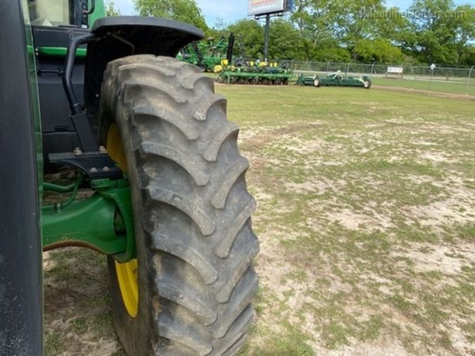 2015 JOHN DEERE 8270R