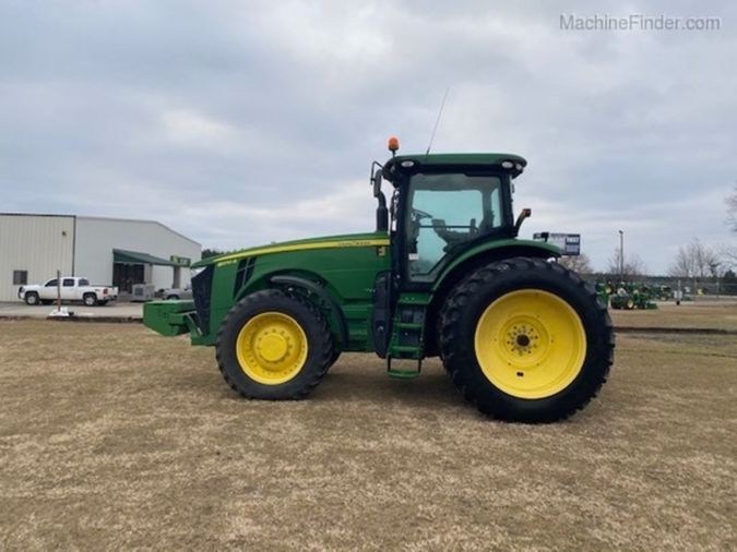 2015 JOHN DEERE 8270R