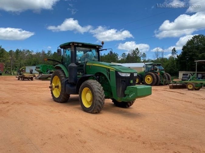 2012 JOHN DEERE 8260R