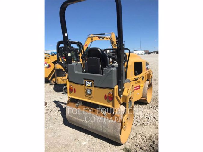 2016 CATERPILLAR CB34