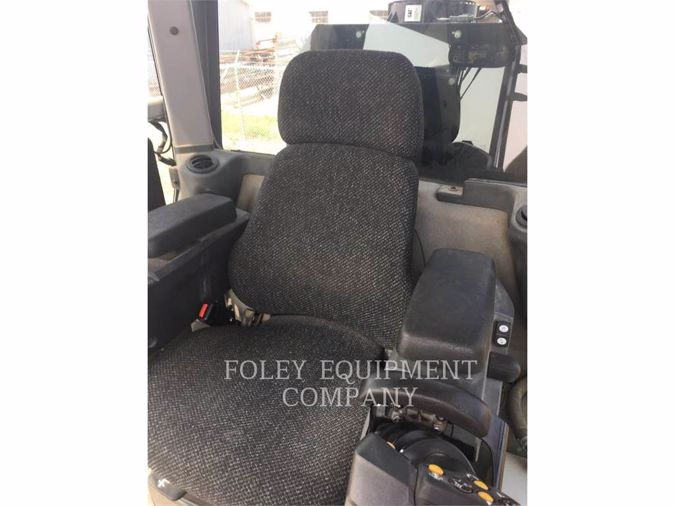 2011 CATERPILLAR 160M