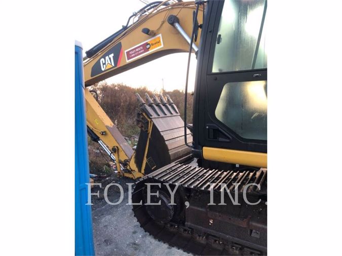 2015 CATERPILLAR 318E