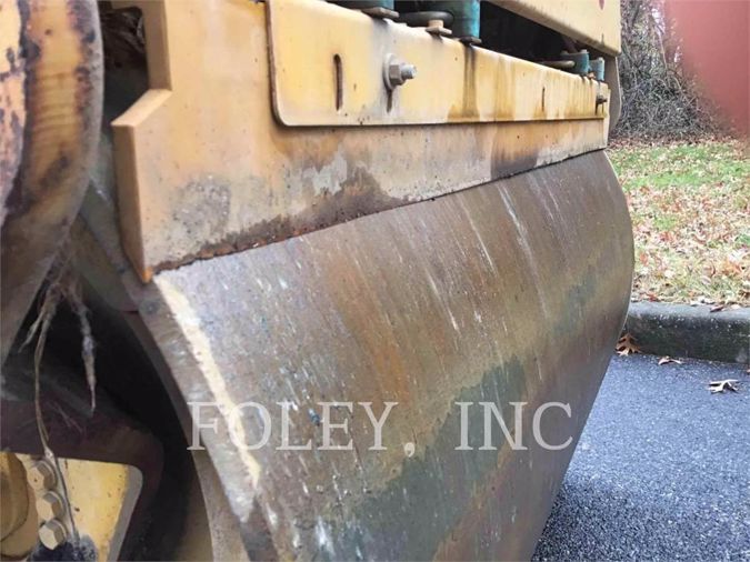 2006 CATERPILLAR CB-434