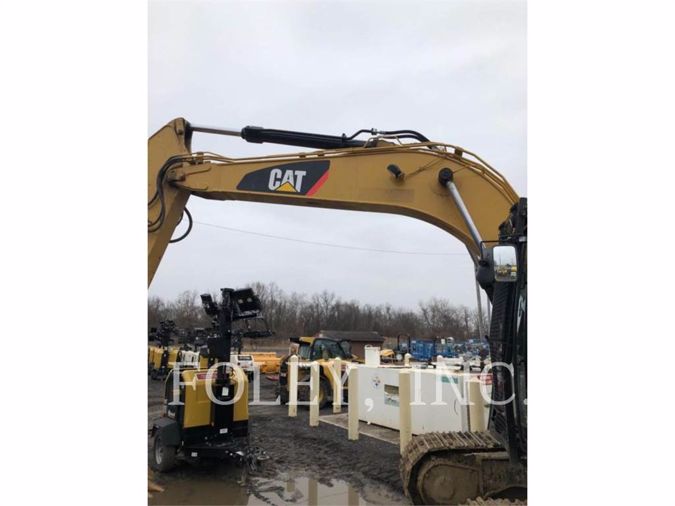 2015 CATERPILLAR 318E