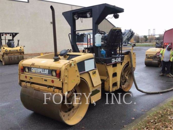 2006 CATERPILLAR CB-434