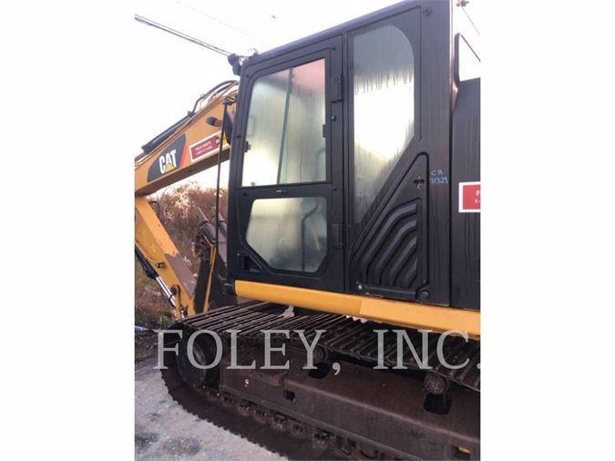2015 CATERPILLAR 318E