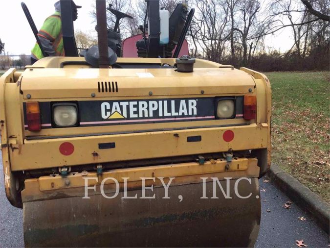 2006 CATERPILLAR CB-434
