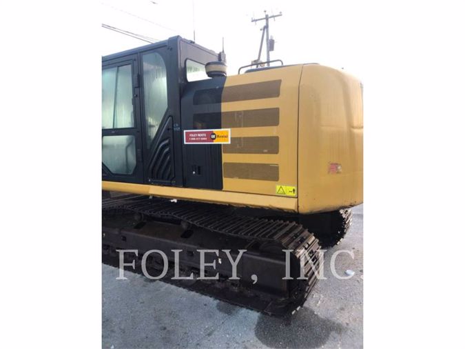 2015 CATERPILLAR 318E