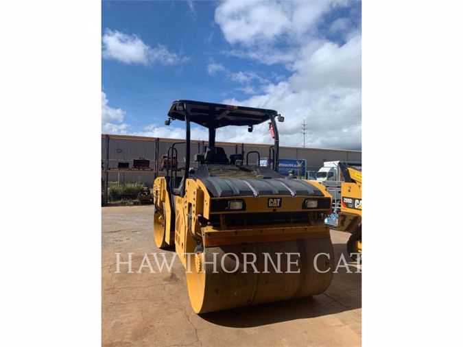 2017 CATERPILLAR CB10