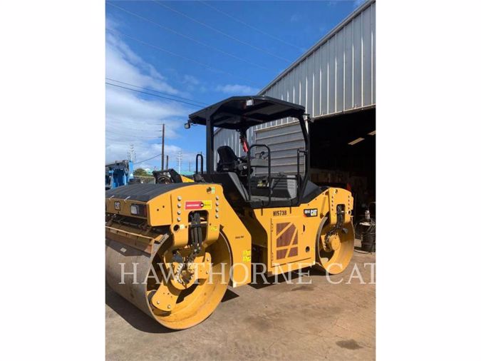 2017 CATERPILLAR CB10