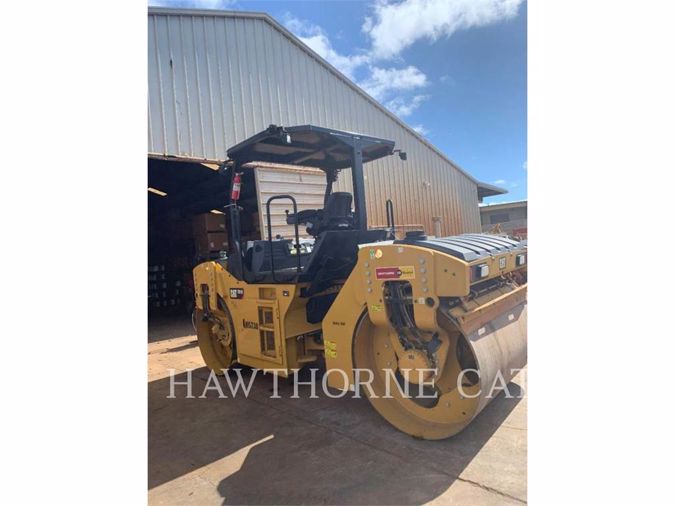 2017 CATERPILLAR CB10