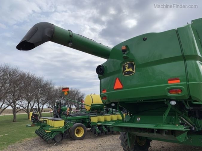 2014 JOHN DEERE S660