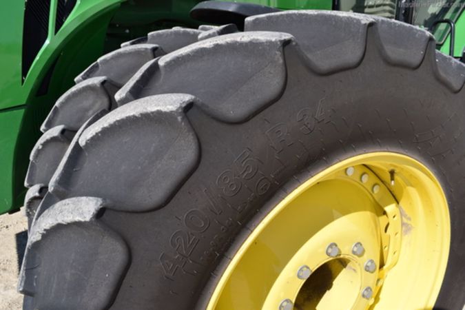 2014 JOHN DEERE 8370R