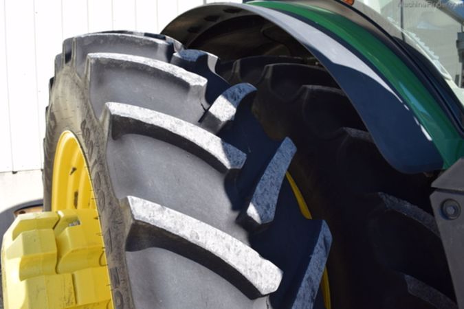 2014 JOHN DEERE 8370R