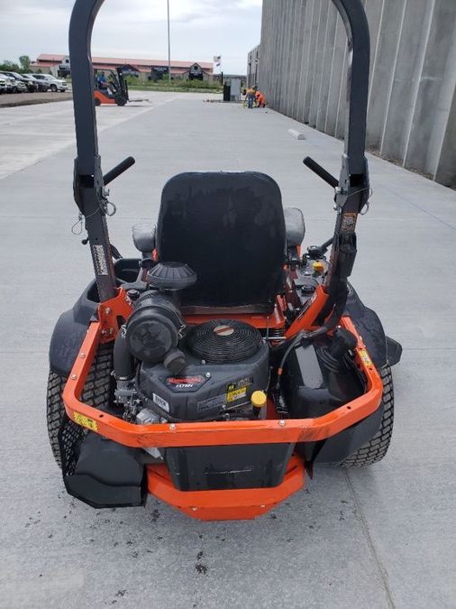 2017 KUBOTA Z724
