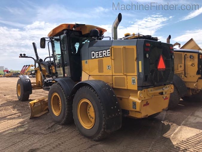 2016 JOHN DEERE 772G