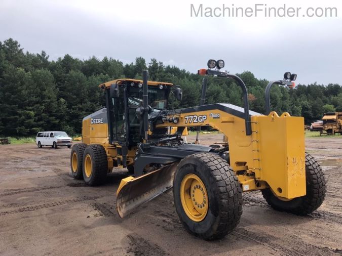 2016 JOHN DEERE 772G