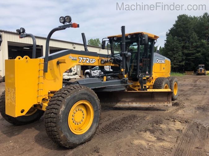 2016 JOHN DEERE 772G