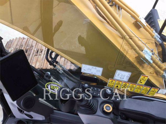 2019 CATERPILLAR 320
