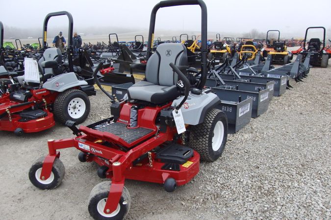 2019 EXMARK RADIUS S-SERIES SUSPENSION PLATFORM RAS708GEM