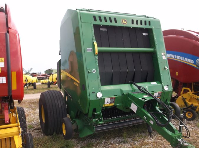 2019 JOHN DEERE 560M