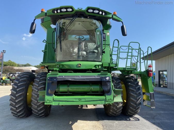 2017 JOHN DEERE S670