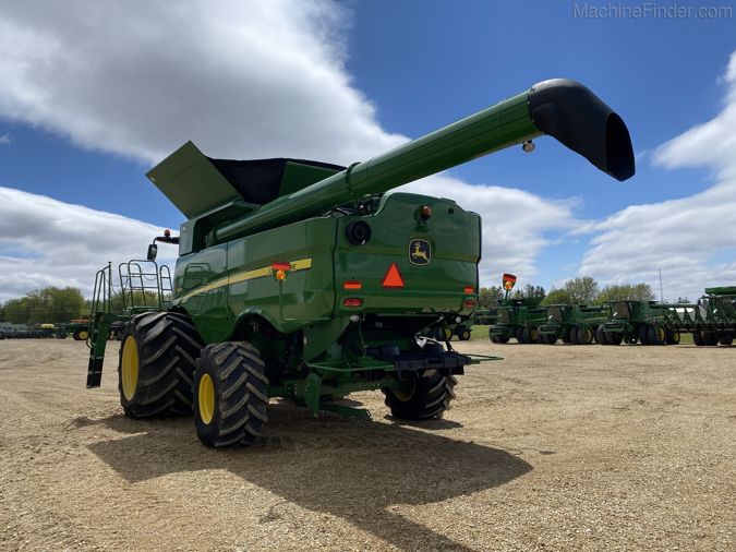 2014 JOHN DEERE S690