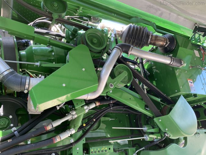 2017 JOHN DEERE S670