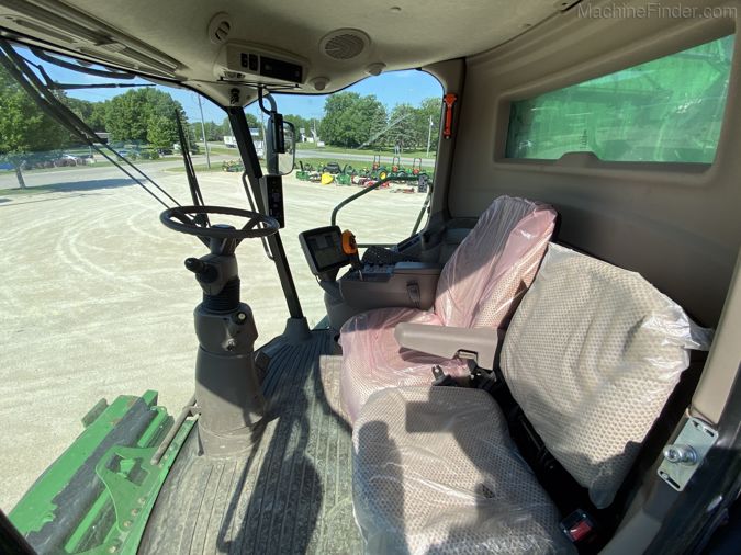 2017 JOHN DEERE S670