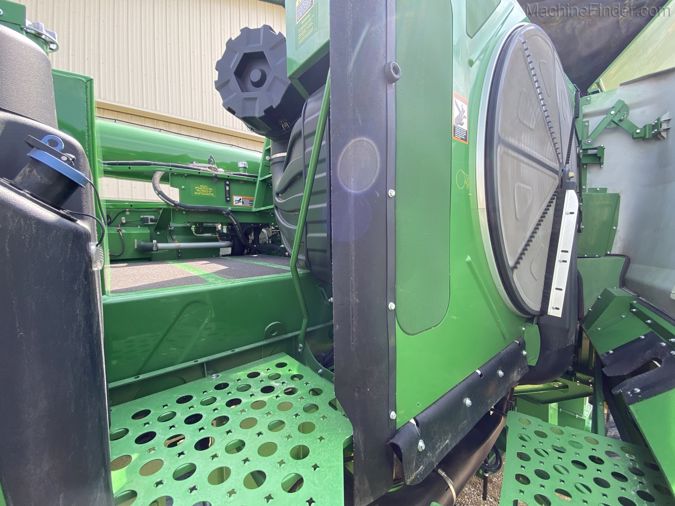 2014 JOHN DEERE S690