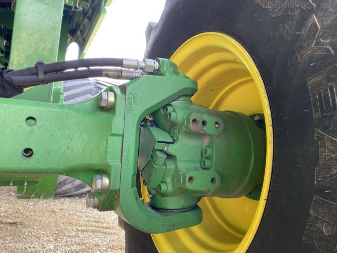 2014 JOHN DEERE S690