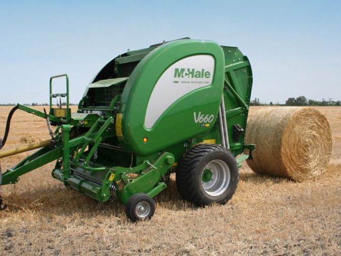 MCHALE VARIABLE CHAMBER ROUND BALERS V660
