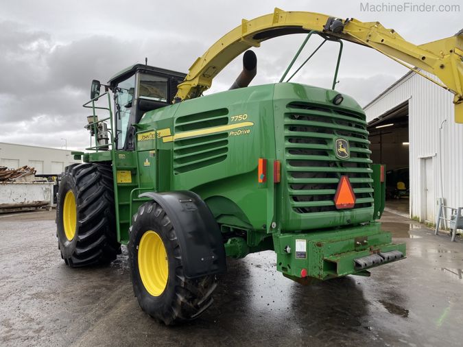 2009 JOHN DEERE 7750