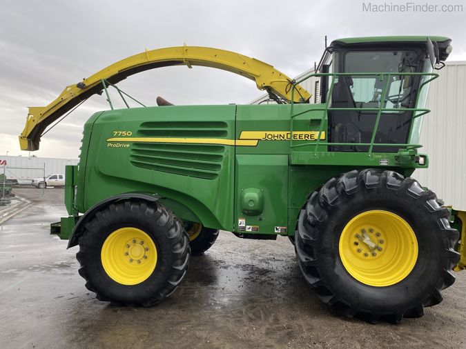 2009 JOHN DEERE 7750