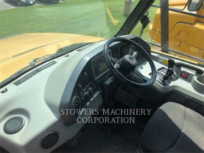 2012 CATERPILLAR 740B