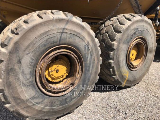 2012 CATERPILLAR 740B