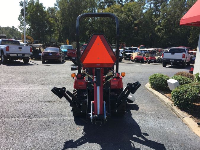 MAHINDRA EMAX 20